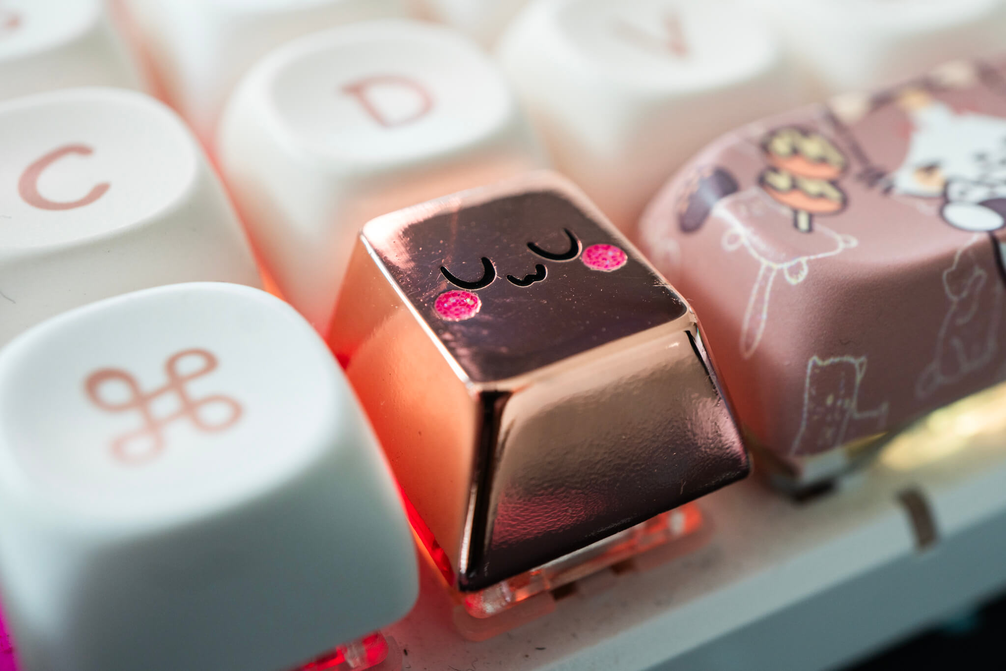 uwu metal keycap by TerraKeycaps